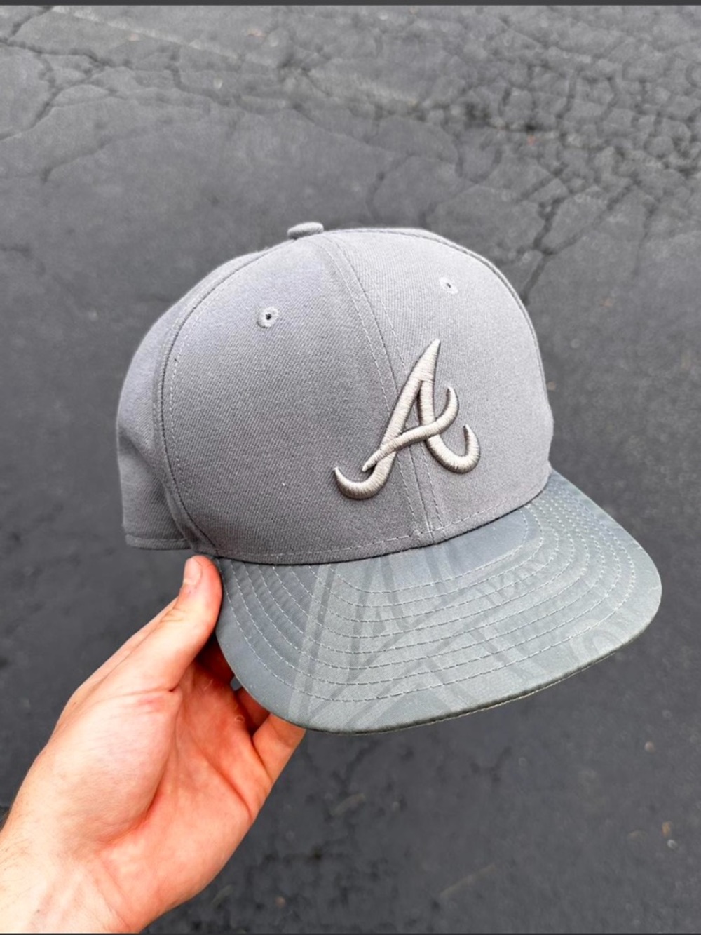 Atlanta Braves MLB 59Fifty Flat Bill Hat
7 5/8